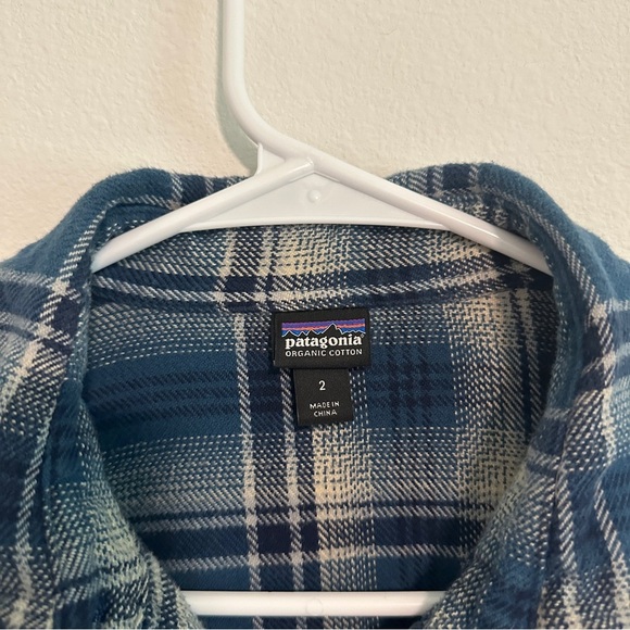 Patagonia Organic Cotton Flannel Blue Plaid Fjord Button Up Shirt Women’s Size 2 - Picture 3 of 7